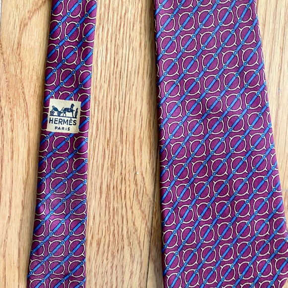 Necktie - Picture 4 of 6
